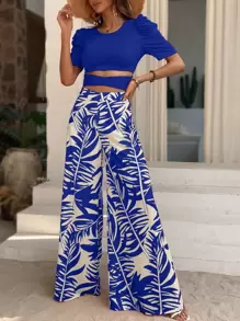 SHEIN VCAY 素色短款T恤和熱帶圖案闊腿褲 - 藍白色 - 查看 1