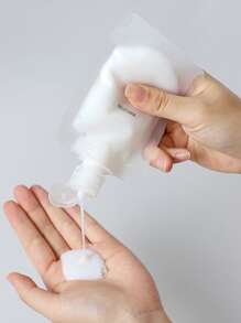 4pcs Portable Travel Cosmetic Refillable Bottles For Lotion, Shampoo, Conditioner, Etc. - Clear - View 4