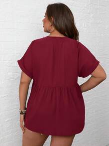SHEIN LUNE Plus Solid Notched Neckline Batwing Sleeve Split Hem Blouse - Burgundy - View 2