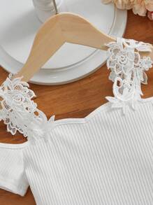 SHEIN Young Girl Toddler Girls Appliques Cold Shoulder Tee - White - View 3