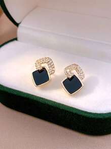 Geometric Stud Earrings - Multicolor - View 4