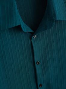 Manfinity Homme 男士素色前紐扣襯衫和腰部抽繩短褲不帶T恤 - 墨綠色 - 查看 3