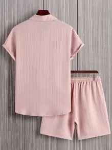 Manfinity Homme Men Solid Button Front Shirt & Drawstring Waist Shorts Without Tee, Cozy Outfits - Pink - View 2