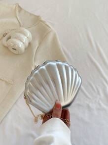 Women's Silver Seashell Shaped Clutch Bag - Silver - View 6
