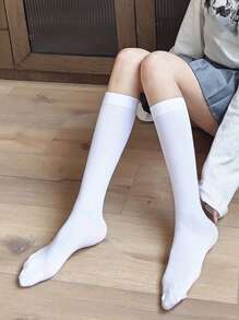 1雙女式素色簡約休閒過膝襪適合日常生活 - 白色 - 查看 4