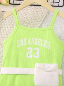 SHEIN 年輕女孩檸檬綠彈性連身衣，帶有可愛字母印花和細肩帶，適合夏季