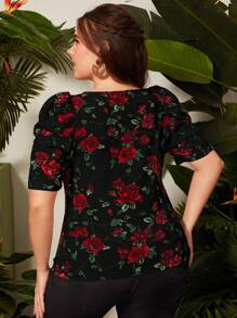 SHEIN Clasi T-Shirt mit Blume Muster, Sweetheart Ausschnitt, Puffärmeln,