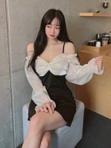 DAZY 雙色前扭結荷葉袖連衣裙 - 黑與白 - 查看 3