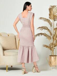 Modelyn Notched Neckline Mermaid Hem Jacquard Dress - Dusty Pink - View 2