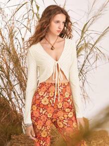 SHEIN MOD 纯色系带前 V 领喇叭袖短款上衣 - 米色 - 查看 2