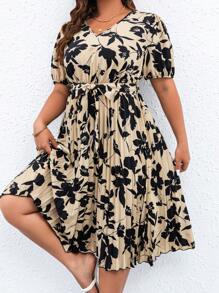 SHEIN LUNE 大碼印花泡泡袖百褶下擺繫腰帶連衣裙 - 彩色 - 查看 3