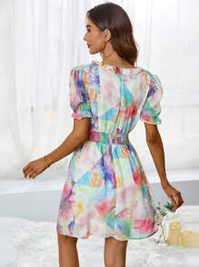 SHEIN Frenchy Vestido con estampado ribete con fruncido