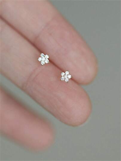 CHOSHILAR 方晶锆石花朵耳钉 情人节、妈妈、母亲、母亲节、礼物