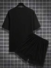 Manfinity LEGND Men Plus Cartoon Graphic Tee & Shorts - Black - View 2