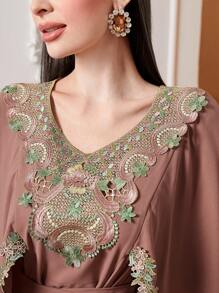 Modelyn Váy Ả Rập Đề can Thắt lưng Hoa Thanh lịch - Màu be - Xem 6