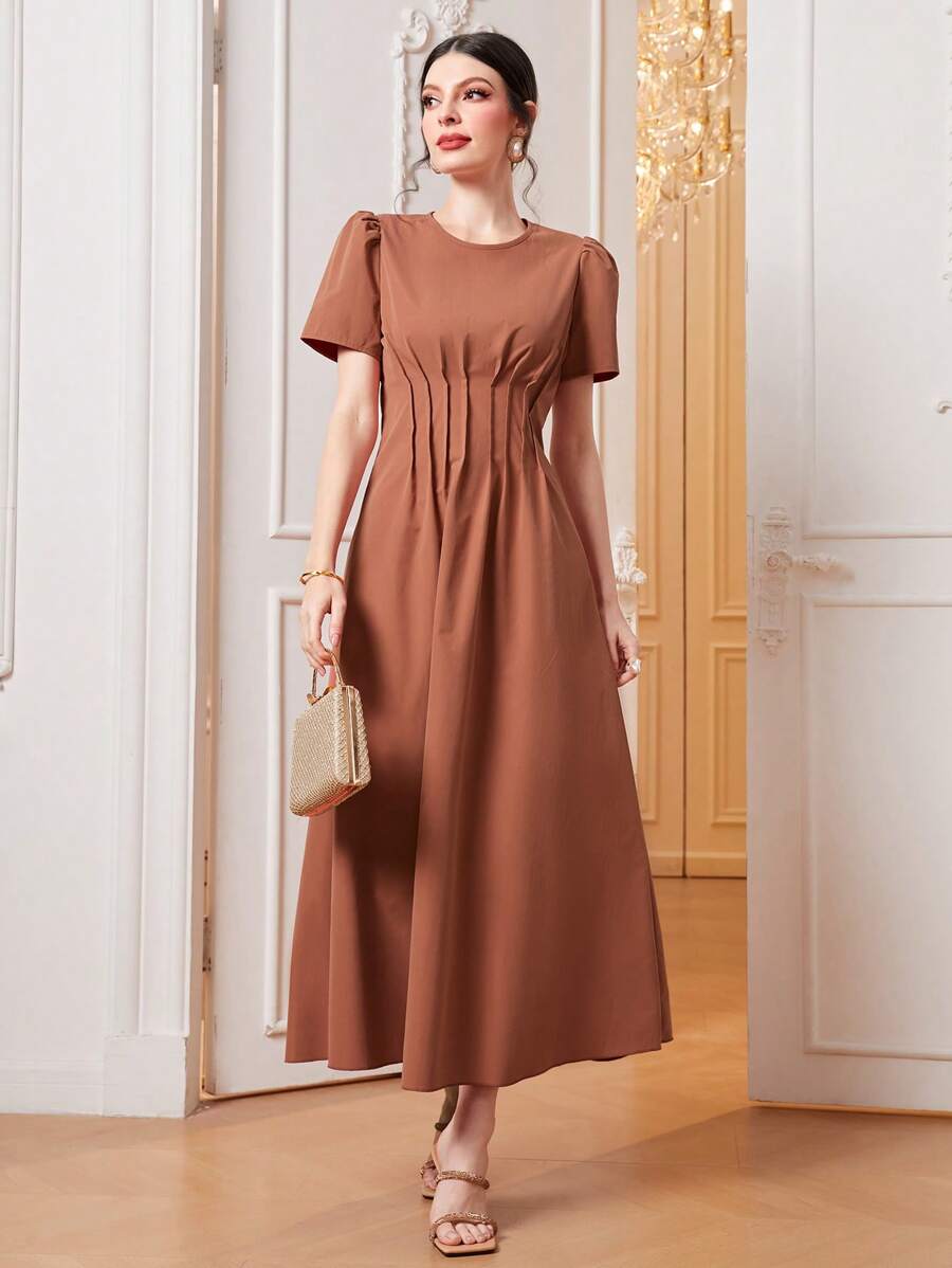 Modelyn 素色泡泡袖A字洋裝 - 棕色 - 查看 1