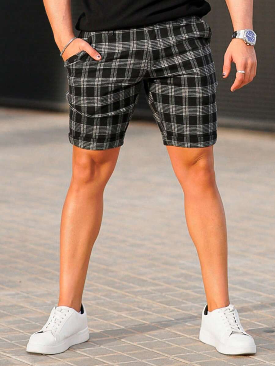 Men Plaid Print Slant Pocket Shorts