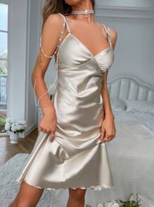 素色木耳邊緞面吊帶睡裙