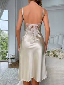 素色木耳邊緞面吊帶睡裙