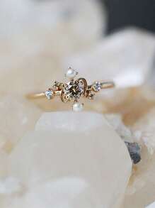 立方氧化鋯＆人工淡水母貝鑲嵌銀戒指 - 金色 - 查看 2