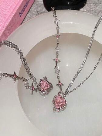 心和星形墜飾多層次項鍊