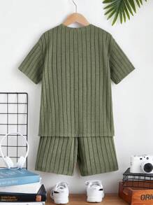 SHEIN 青少年男孩實色帶肋針織T恤和短褲 - 軍綠色 - 查看 2