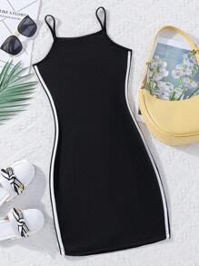 SHEIN 女孩側拼接織帶褶邊吊帶連衣裙 - 黑色 - 查看 2