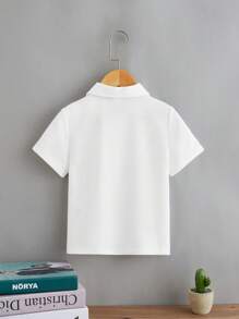 SHEIN 年轻男孩休闲纯白色短袖常规拉链上衣，适合春夏日常穿着