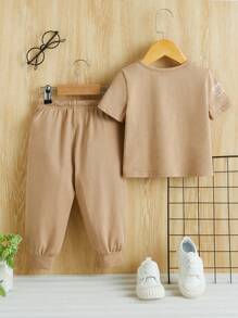 SHEIN Baby Boy Slogan Graphic Tee & Joggers - Khaki - View 9