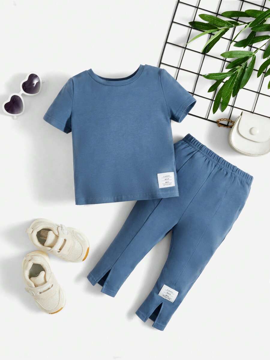 SHEIN 嬰兒女童字母拼接細節t恤與分裂式下擺褲子 - 霧霾藍 - 查看 1