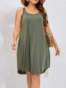 SHEIN LUNE 大碼素色背心洋裝 - 軍綠色 - 查看 1