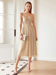 MOTF PREMIUM PLEATED OVERLAY DRESS
