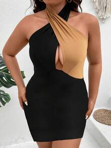 SHEIN LUNE 大碼雙色交叉圍裹後背繫帶吊脖緊身連衣裙 - 彩色 - 查看 5