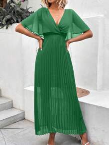 SHEIN Clasi Plunge Neck Batwing Sleeve Pleated Dress - Green - View 1