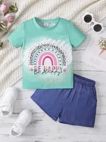 Tricou și pantaloni scurți cu grafic pentru fete mici și curcubeu