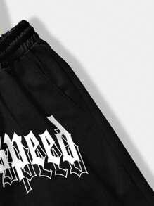 ROMWE MEN Street Life Spring/Summer Casual Graphic Men Car & Letter Graphic Tee & Drawstring Waist Shorts - Multicolor - View 3