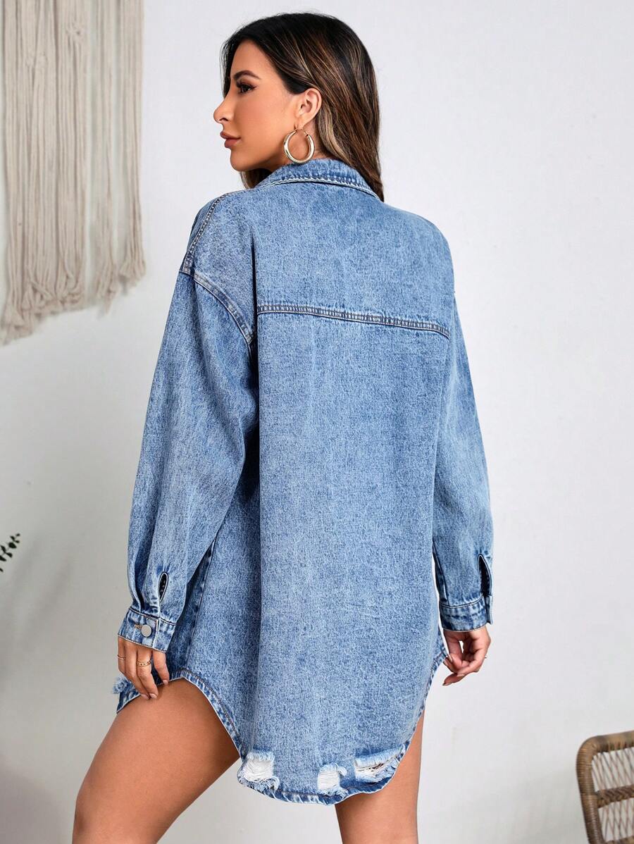 SHEIN Essnce 破洞口袋貼布牛仔外套 - 淺色水洗藍 - 查看 1