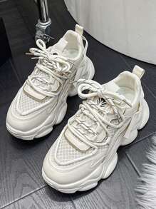 Women Colorblock Patch Decor Sneakers, Round Toe Lace-up Front Chunky Sneakers - Beige - View 1