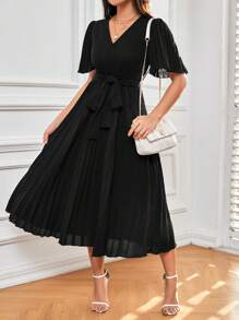 SHEIN Frenchy 素色百褶下擺繫腰帶連衣裙 - 黑色 - 查看 3