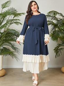 Al Najma Đầm Plus Size Thắt lưng Xếp li phân lớp Khối Màu Khiêm tốn - Màu xanh hải quân - Xem 1