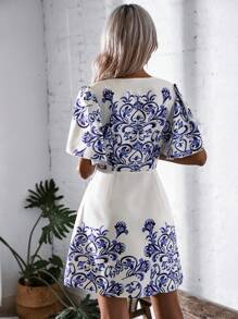 GENKIRA Floral Print Butterfly Sleeve Dress - Blue and White - View 3