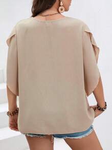 SHEIN VCAY Plus Guipure Lace Panel Batwing Sleeve Blouse - Khaki - View 2
