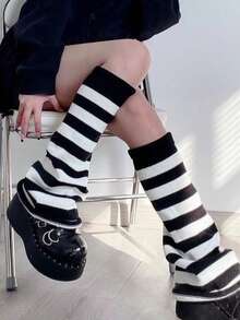 1pair Women Striped Pattern Fashionable Leg Warmers For Daily Decoration - Black and White - View 7
