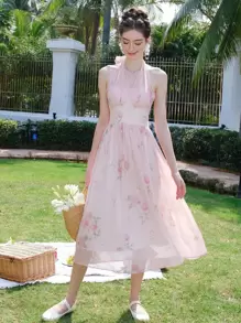 印花後背繫帶網紗覆蓋掛脖洋裝 - 淺粉色 - 查看 1