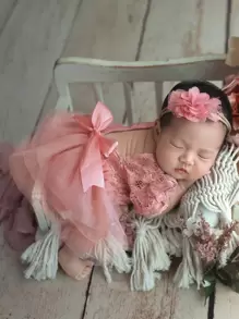 嬰兒後綁帶蝴蝶結網紗拼接連體衣帶配件髮箍拍攝套裝 - 藕粉色 - 查看 1