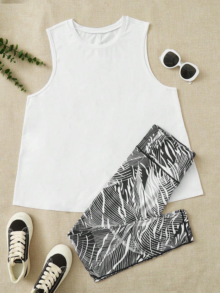 Plus Solid Tank Top & Graphic Print Leggings - Black and White - View 1