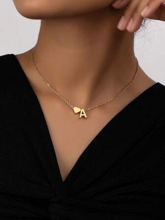 字母和心形裝飾項鍊