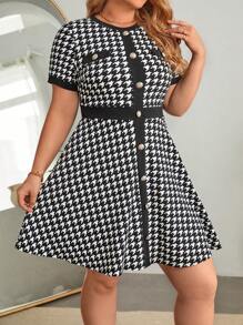 SHEIN Privé Đầm Plus Size Nút phía trước răng cưa Giải trí - Đen và trắng - Xem 3