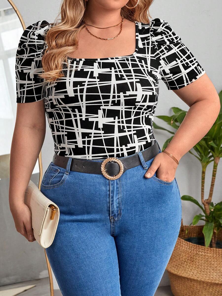 SHEIN Clasi Camiseta de cuello cuadrado con estampado geométrico para tallas grandes, ideal para el verano - Blanco - Ver 1