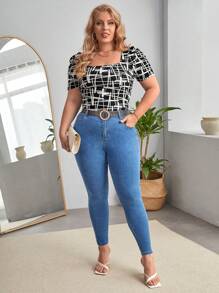 SHEIN Clasi Camiseta de cuello cuadrado con estampado geométrico para tallas grandes, ideal para el verano - Blanco - Ver 4